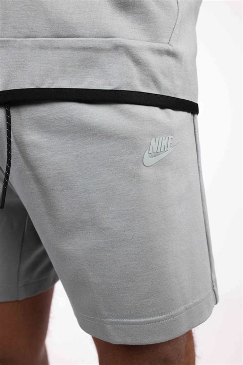 nike tech fleece korte broek groen